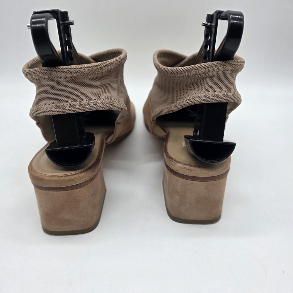 Eileen Fisher Luca Tumbled Nubuck Beige Crisscross Open Slingback Sandals Sz 8.5 - Picture 8 of 11